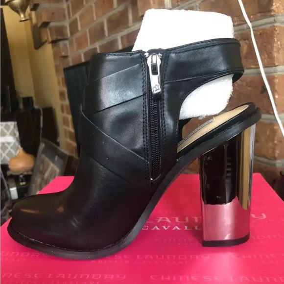 Chinese Laundry Womens Remi Mirror Heeled Booties Black Silver - Picture 5 of 7